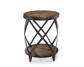 Pinebrook Round Accent Table in Natural Pine