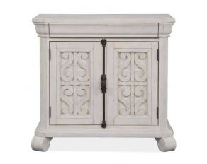 Bronwyn Bachelor Chest in Alabaster