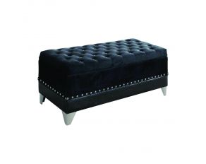 Barzini Tufted Rectangular Trunk With Nailhead in Black