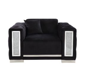 Trislar Chair in Black Velvet