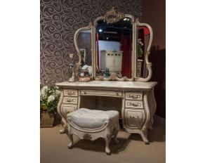 Platine de Royale Vanity Desk Set in Antique Platinum