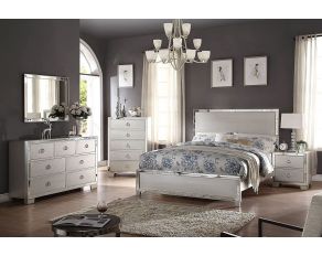 Voeville II Panel Bedroom Collections in Platinum