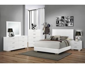 Felicity Panel Bedroom Set in Glossy White