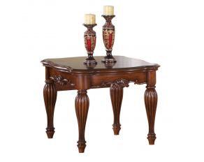 Dreena End Table in Cherry