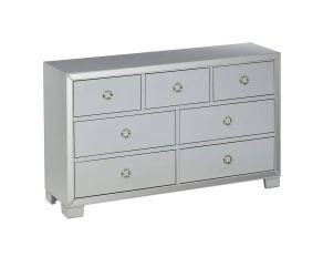 Voeville II Dresser in Platinum