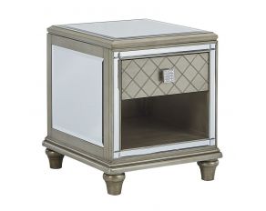 Chevanna End Table in Platinum