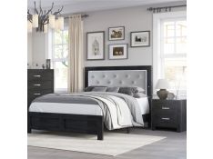 Jaylen Bedroom Collection in Black